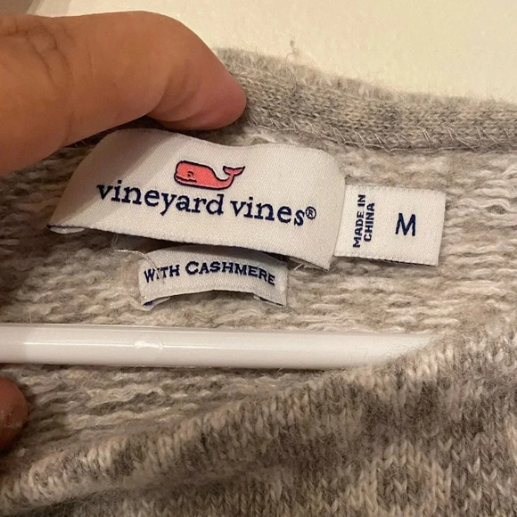 Vineyard Vines Merino Wool Cashmere Sweater - Picture 4 of 5
